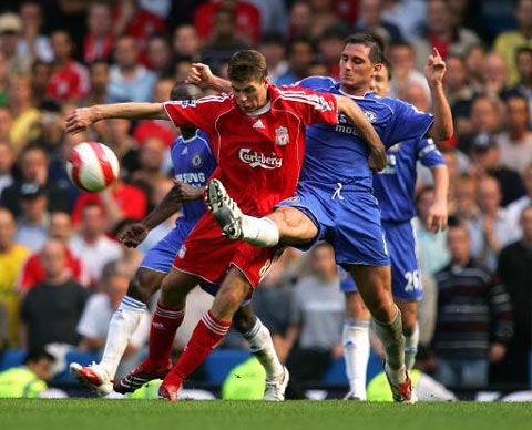 相比之下 相比之下